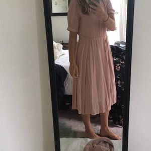 Boutique delicate pink midi dress small